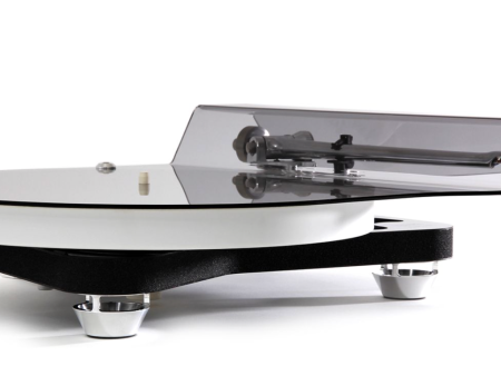 Rega Naia Reference Turntable with Optional Aphelion 2 MC Cartridge on Sale