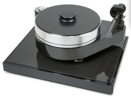 ProJect RPM 10 Carbon Turntable with Ground It Carbon Isolation Base Fashion