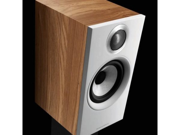 B&W 606 S3 Bookshelf Speakers - Oak Online Sale